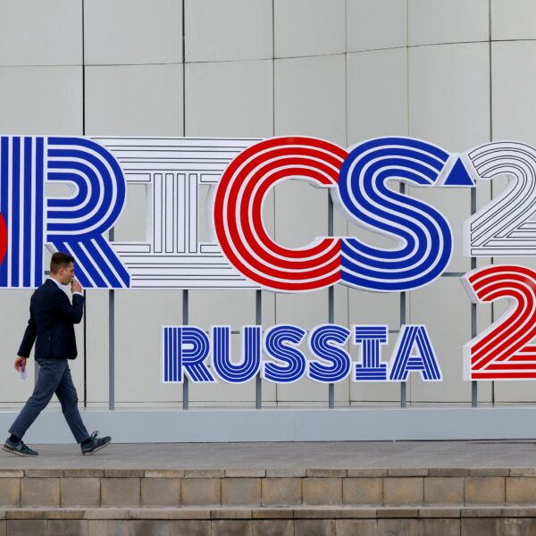 BRICS: Τι σημαίνει για την ηγεμονία της Δύσης η όλο και μεγαλύτερη διεύρυνσή τους