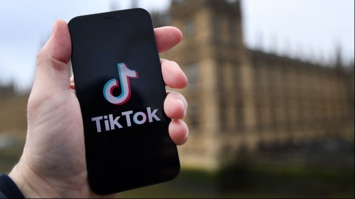 TikTok: Επανήλθε σε λειτουργία μετά τις δηλώσεις Τραμπ